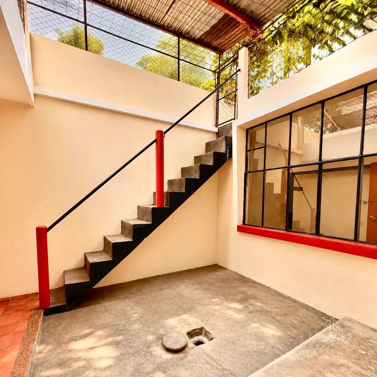 Zona 6 • Casa en Renta • Cerca de Calle Martí — Casa en Alquiler en Zona 6, Guatemala, Ciudad — foto 1 de 8