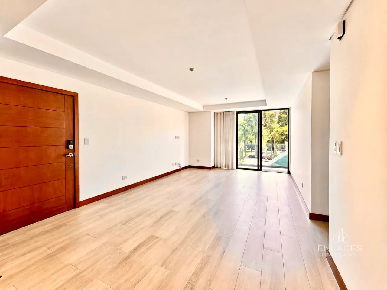Zona 10 • Apartamento en Venta • Edificio Reserva 10 — Apartamento en Venta en Reserva Diez, Zona 10, Guatemala, Ciudad — foto 5 de 14