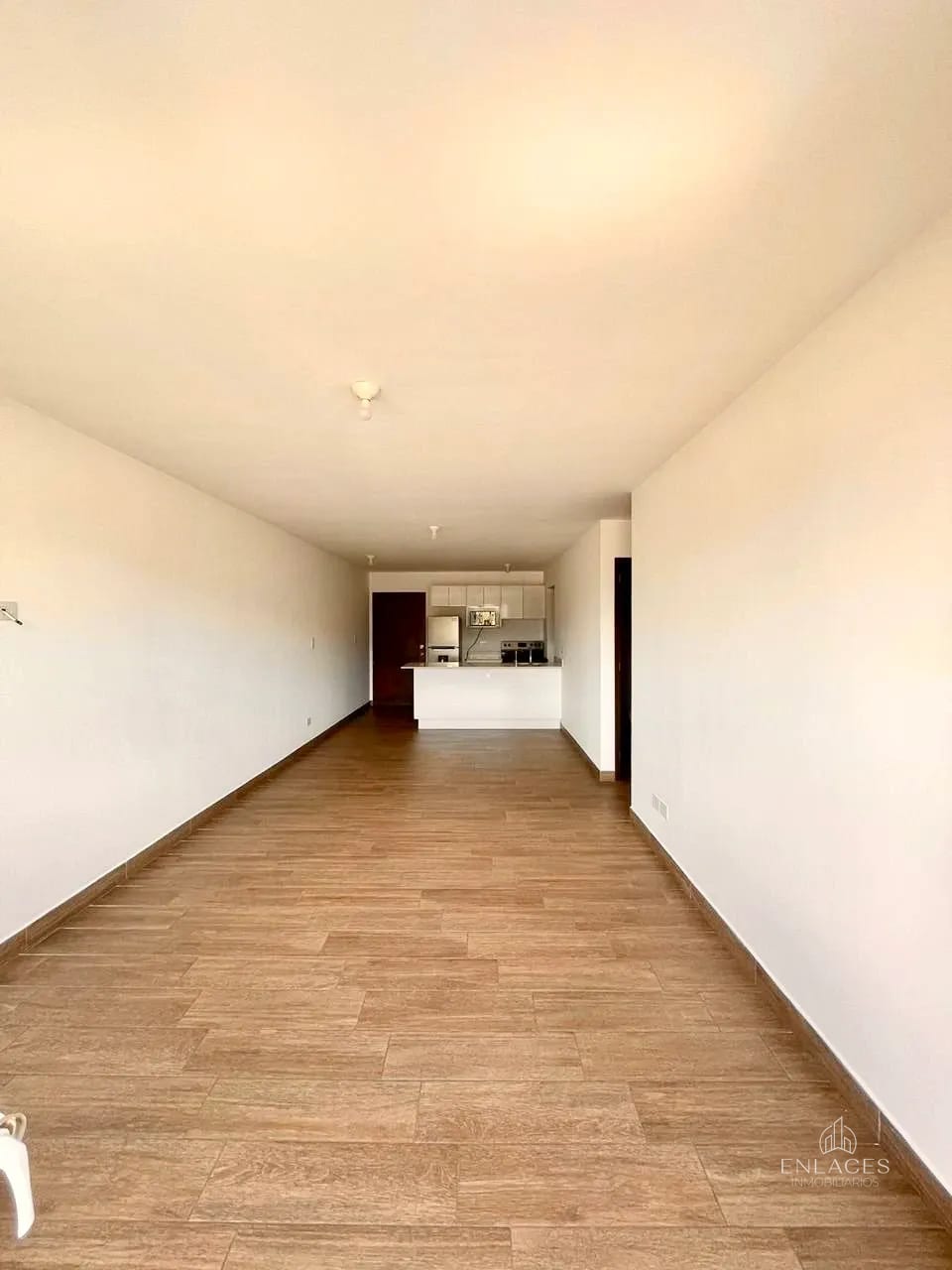 Zona 11 • Apartamento en Renta • Santa María Las Charcas — Apartamento en Alquiler en Santa María de Las Charcas, Zona 11, Guatemala, Ciudad — foto 4 de 15