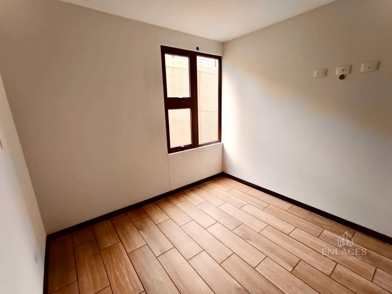 Zona 16 • Apartamento Nuevo en Renta • Edificio San Isidro 20/21 — Apartamento en Alquiler en San Isidro 20/21, Zona 16, Guatemala, Ciudad — foto 7 de 16