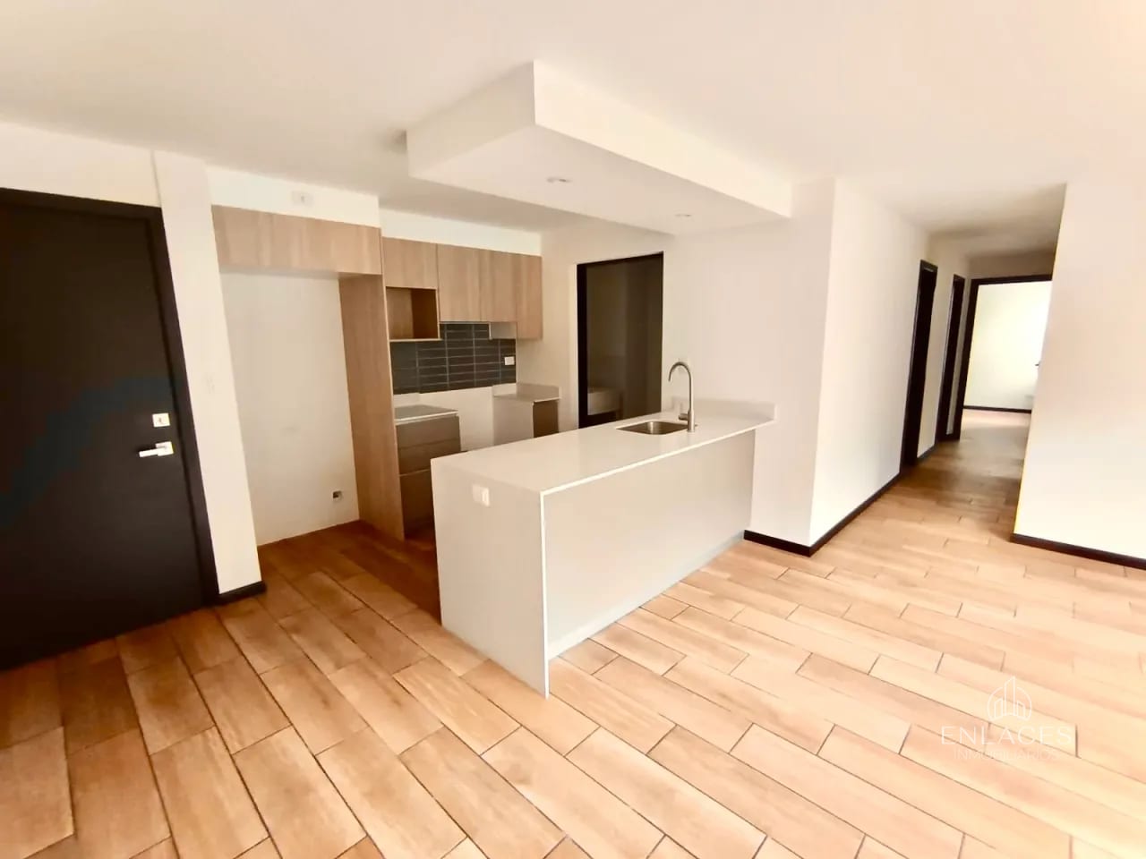 Zona 16 • Apartamento Nuevo en Renta • Edificio San Isidro 20/21 — Apartamento en Alquiler en San Isidro 20/21, Zona 16, Guatemala, Ciudad — foto 1 de 16