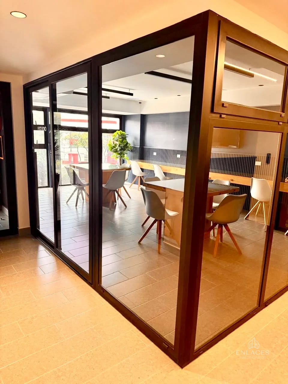 Zona 4 • Apartamento en Venta • Edificio Modra II — Apartamento en Venta en Modra II, Zona 4, Guatemala, Ciudad — foto 14 de 14