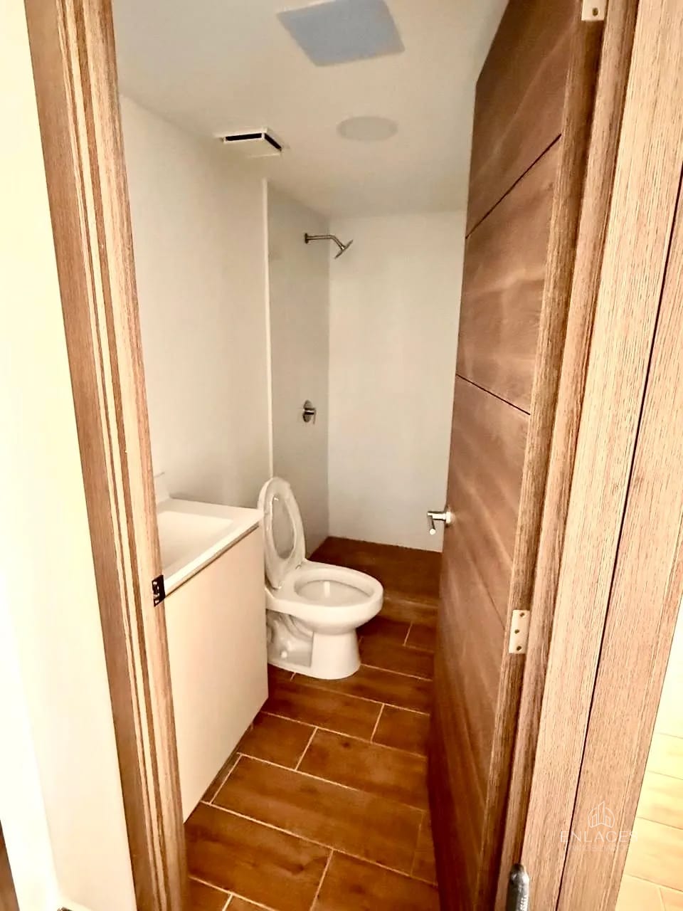 Zona 4 • Apartamento en Venta • Edificio Modra II — Apartamento en Venta en Modra II, Zona 4, Guatemala, Ciudad — foto 7 de 14
