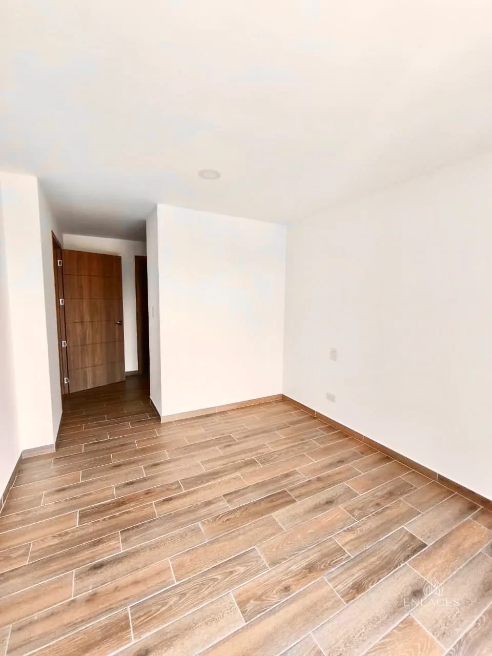 Zona 14 • Apartamento en Venta • Edificio Parque 14 — Apartamento en Venta en Parque 14, Zona 14, Guatemala, Ciudad — foto 9 de 16