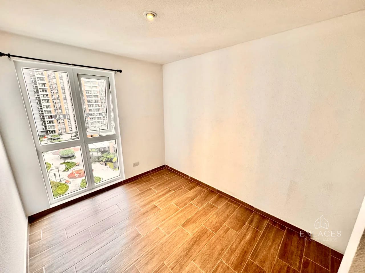Zona 7 • Apartamento en Venta • Parque Mateo — Apartamento en Venta en Parque Mateo, Zona 7, Guatemala, Ciudad — foto 8 de 14