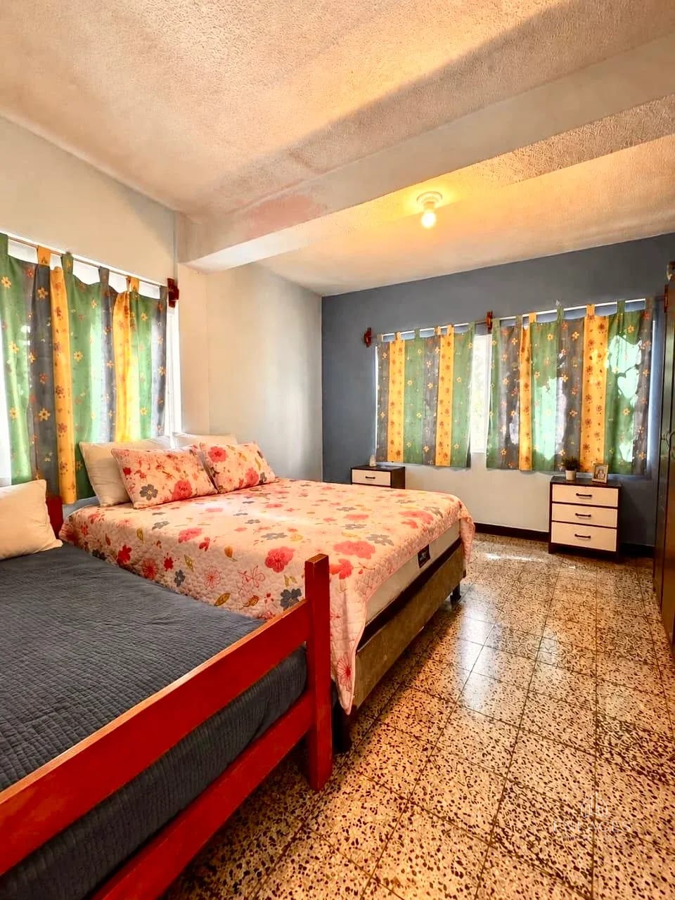 Zona 24 • Casa con Amplio Terreno en Venta • Los Encuentros, Canalitos — Casa en Venta en Zona 24, Guatemala, Ciudad — foto 6 de 9