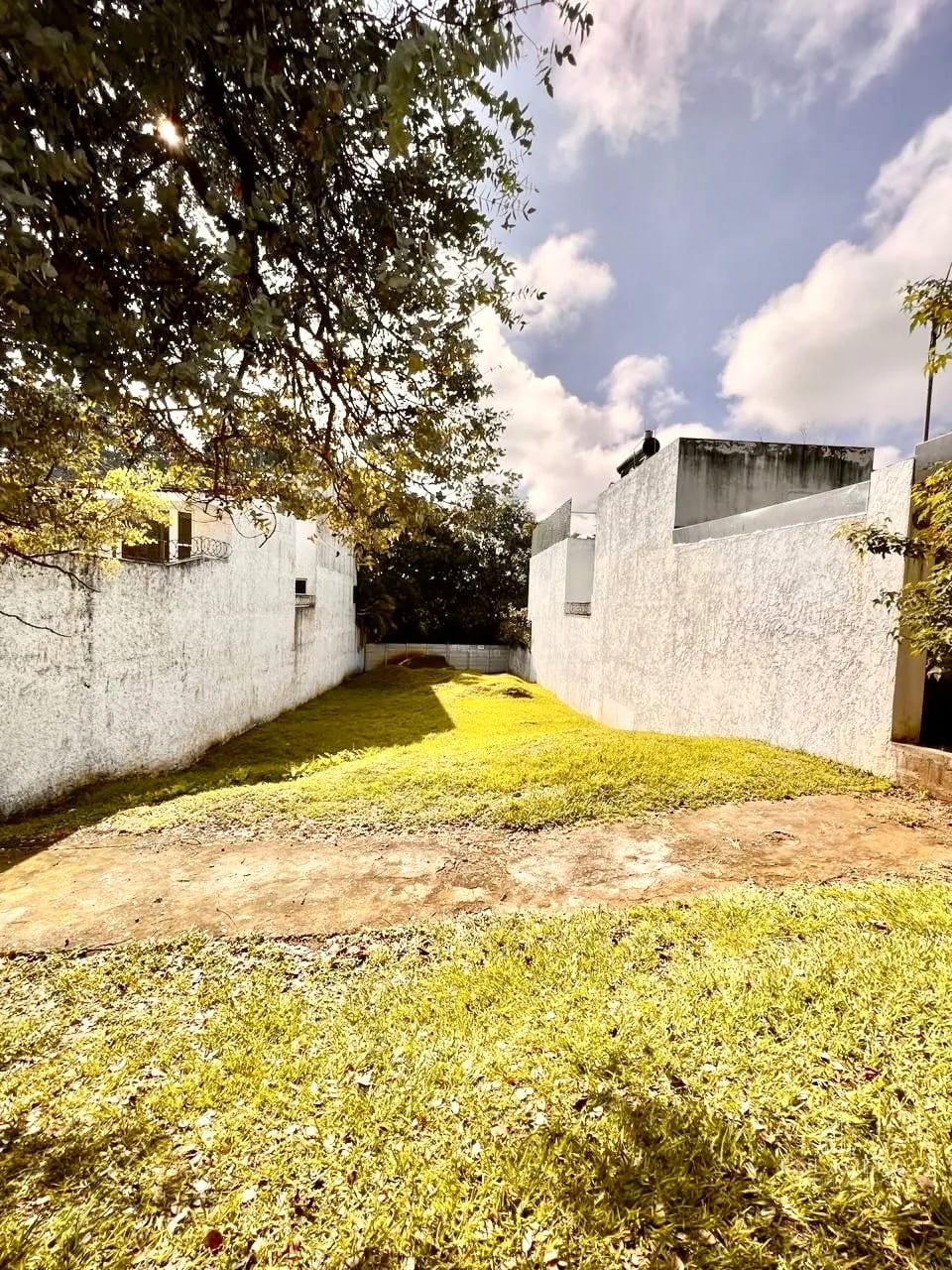 Zona 16 • Terreno en Venta • Puerta de Hierro - Hacienda Real — Terreno en Venta en Puerta de Hierro, Zona 16, Guatemala, Ciudad — foto 1 de 3