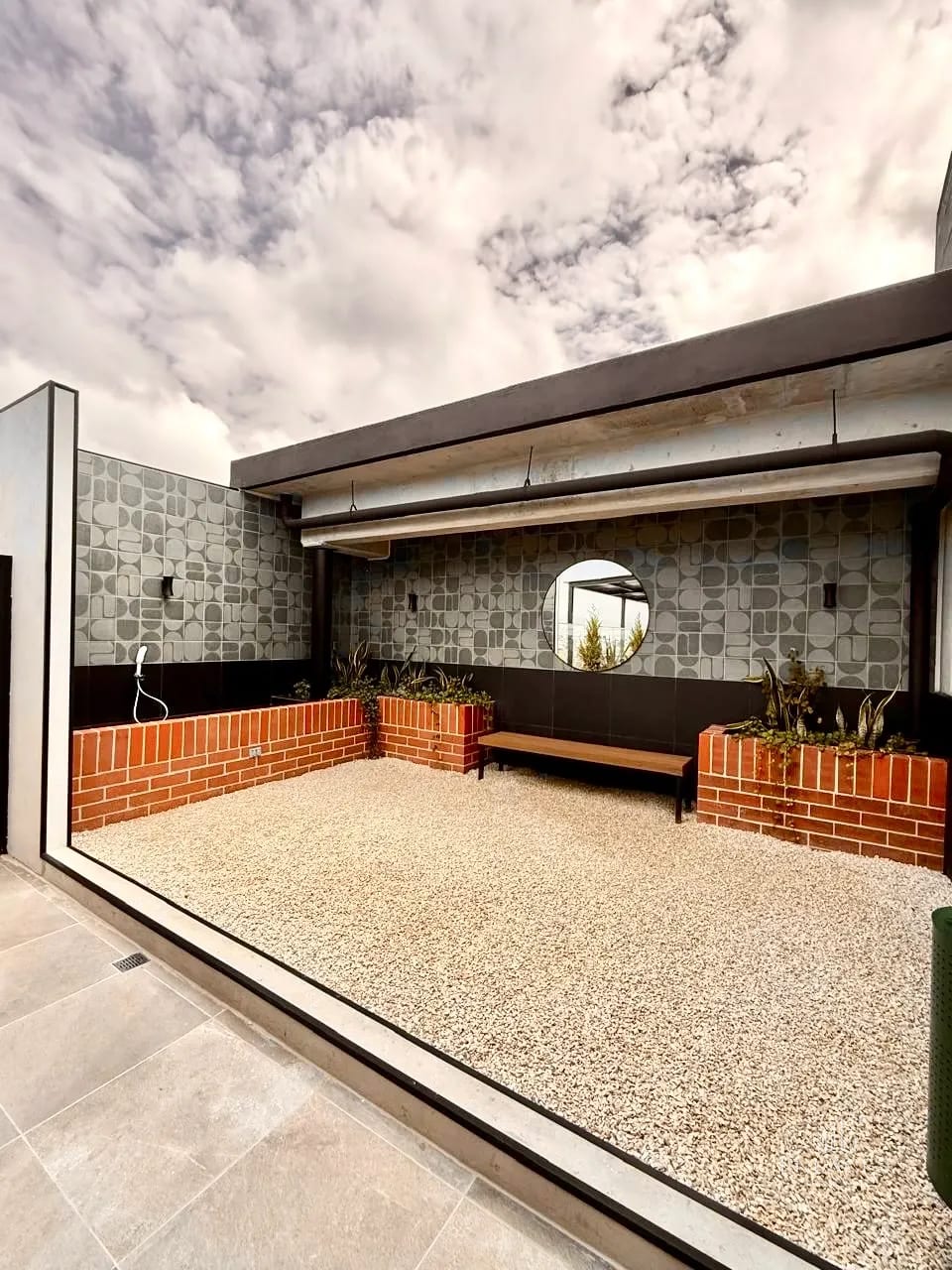 Zona 4 • Apartamento Amueblado en Renta • Edificio Modra — Apartamento en Alquiler en Modra, Zona 4, Guatemala, Ciudad — foto 11 de 13