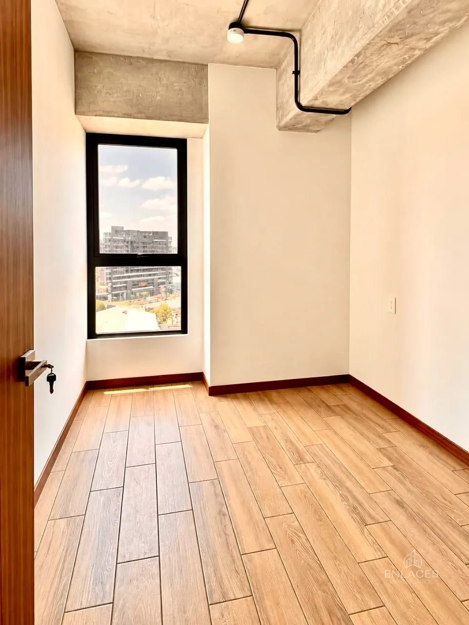 Zona 4 • Apartamento en Renta • Edificio Inara — Apartamento en Alquiler en Inara Cuatro Norte, Zona 4, Guatemala, Ciudad — foto 10 de 13