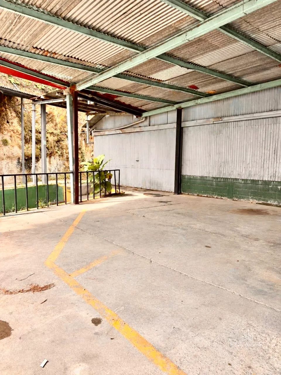 Mixco • Bodega en renta • Km 19.5 Lo de Coy — Bodega / Ofibodega en Alquiler en Zona 1 Mixco, Guatemala, Ciudad — foto 9 de 9