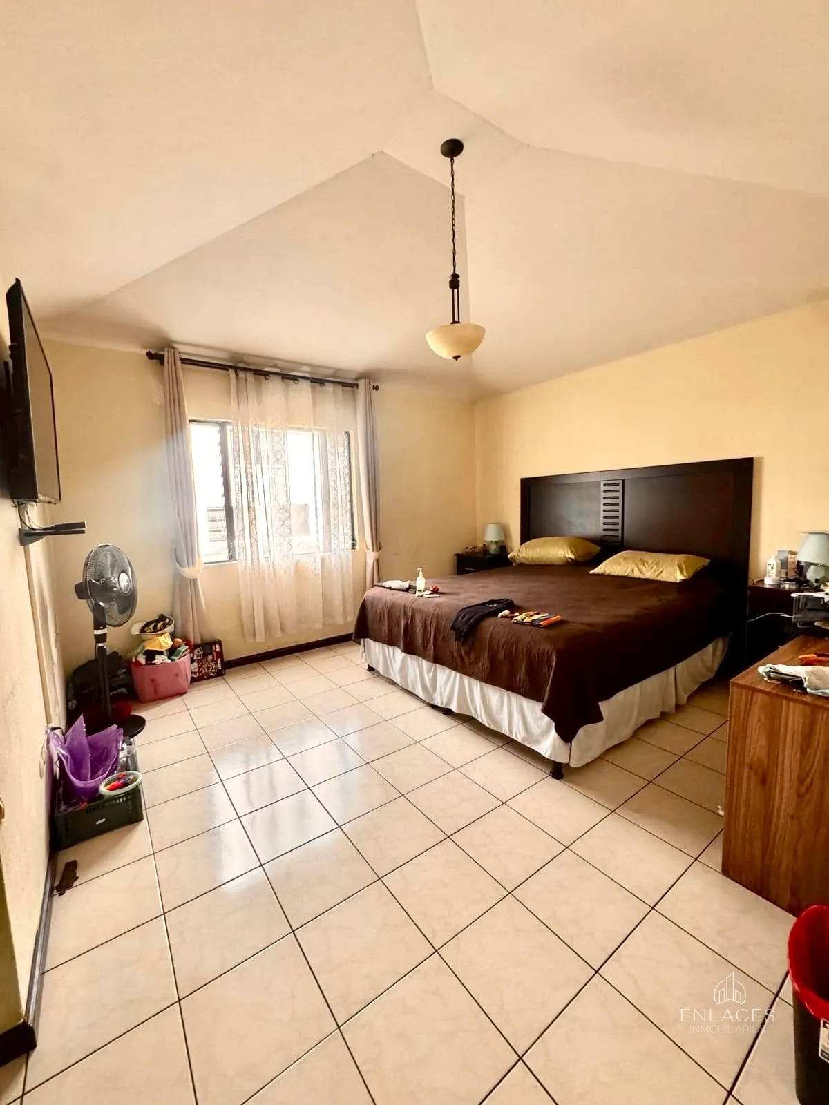 San Cristóbal, Sector B3 • Casa en Venta • Condominio Palermo — Casa en Venta en Palermo, Zona 8 Mixco, Guatemala, Ciudad — foto 10 de 15