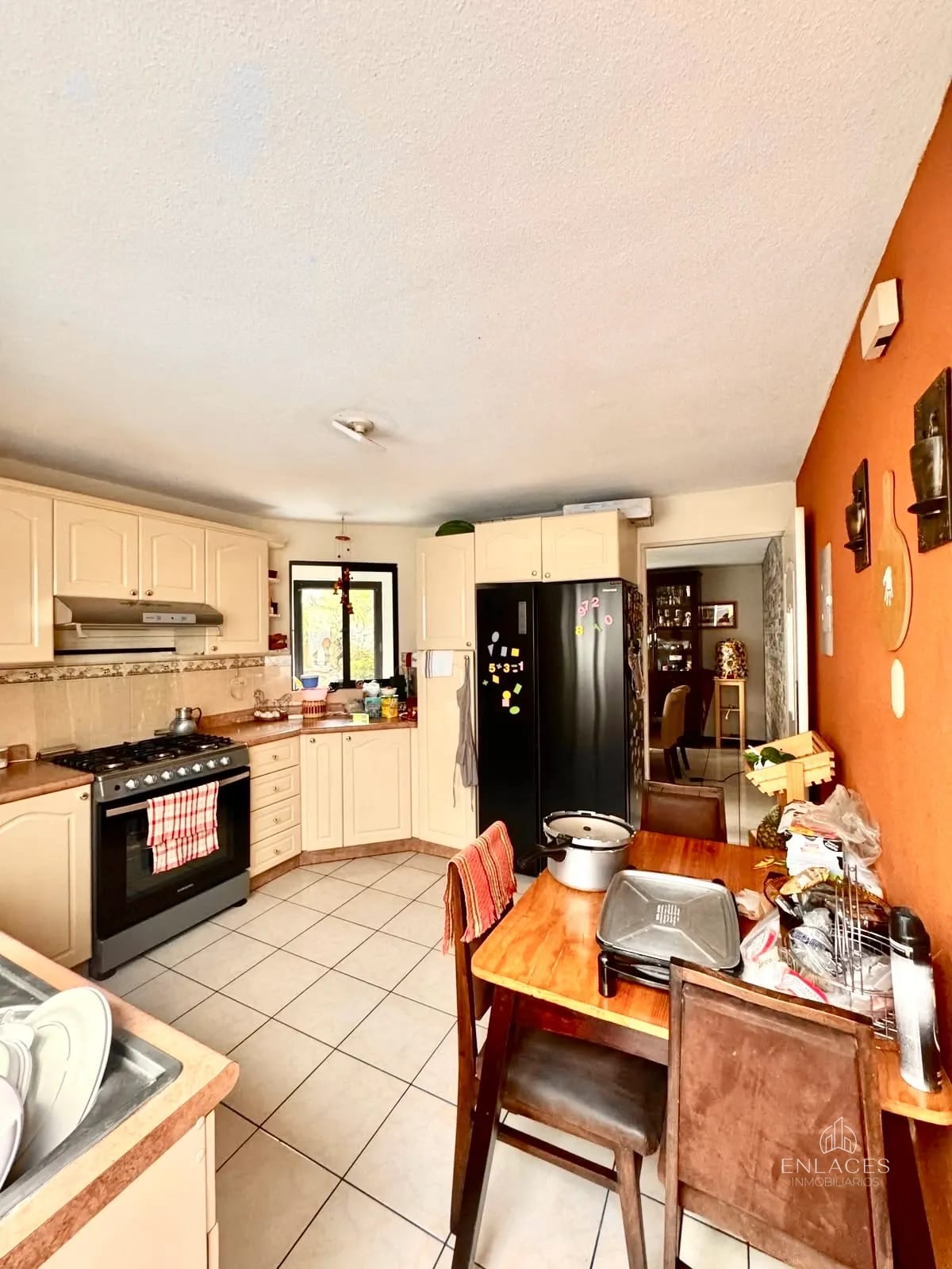 San Cristóbal, Sector B3 • Casa en Venta • Condominio Palermo — Casa en Venta en Palermo, Zona 8 Mixco, Guatemala, Ciudad — foto 4 de 15