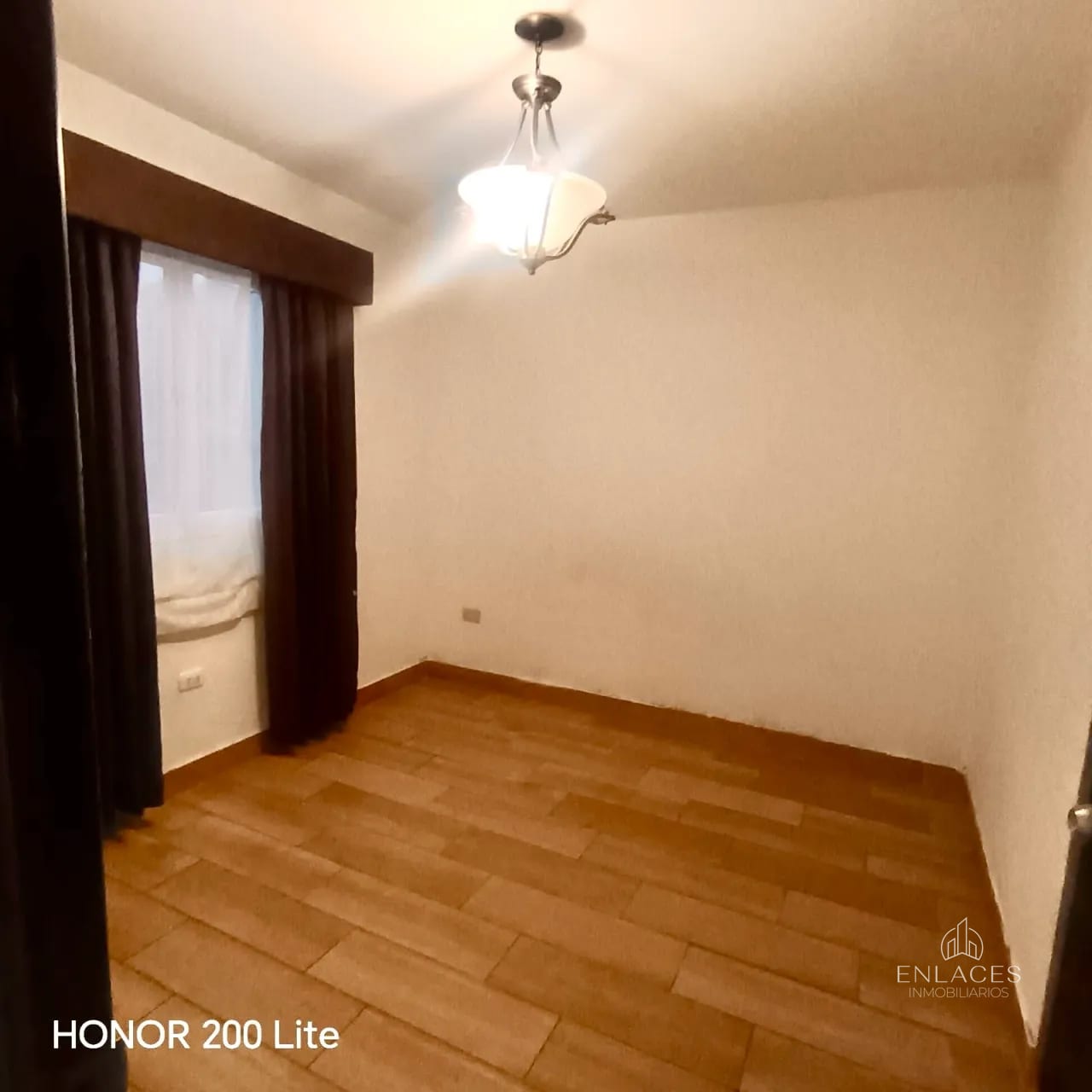 Km 18.5 CAES • Casa en Renta • Condominio Bosques de Arrazola — Casa en Alquiler en Bosques de Arrazola, Carretera a El Salvador, Guatemala, Ciudad — foto 12 de 13