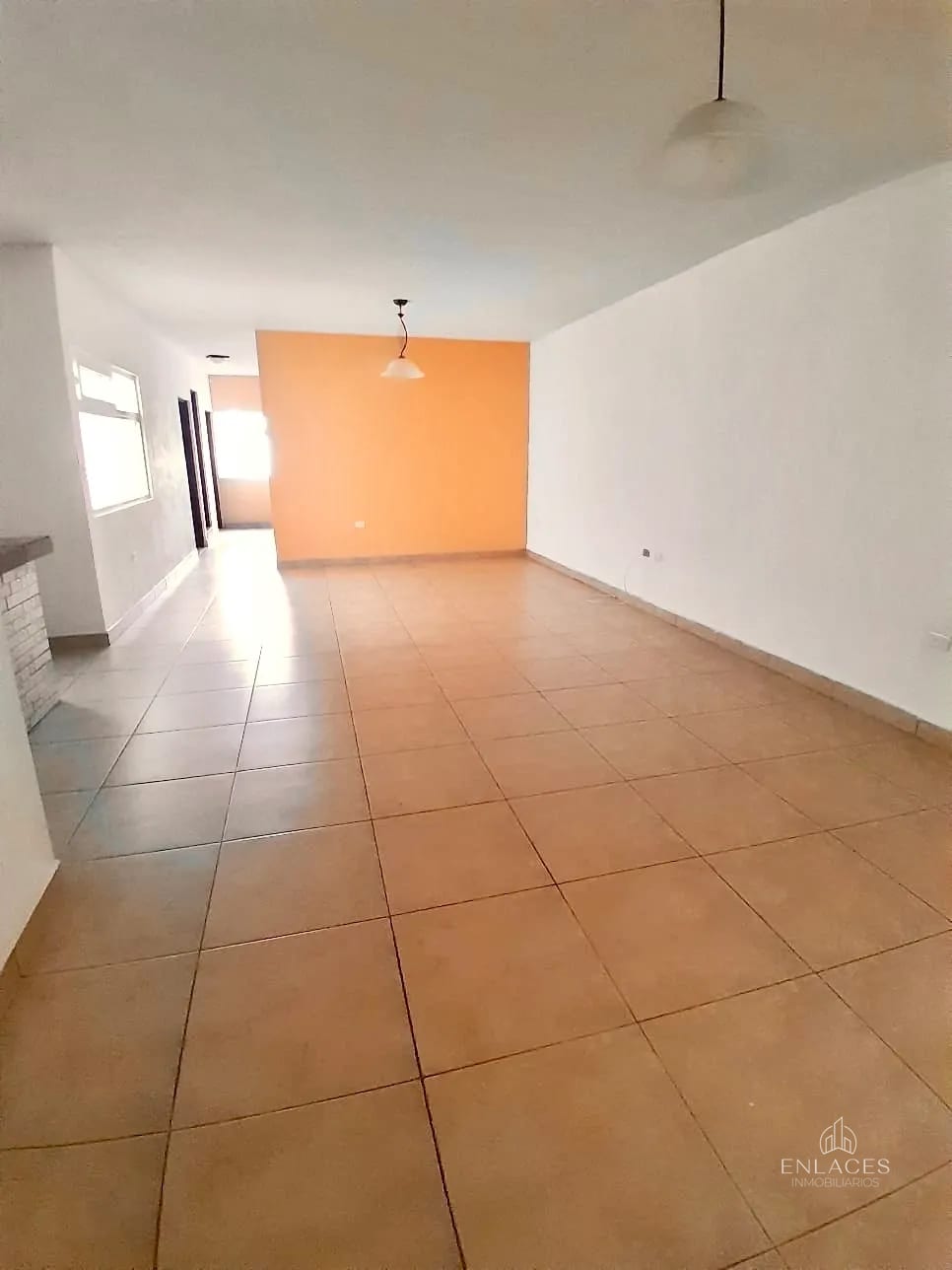 Zona 16 • Apartamento en Renta • Hacienda Real, Sector 4 — Apartamento en Alquiler en Hacienda Real, Zona 16, Guatemala, Ciudad — foto 8 de 12