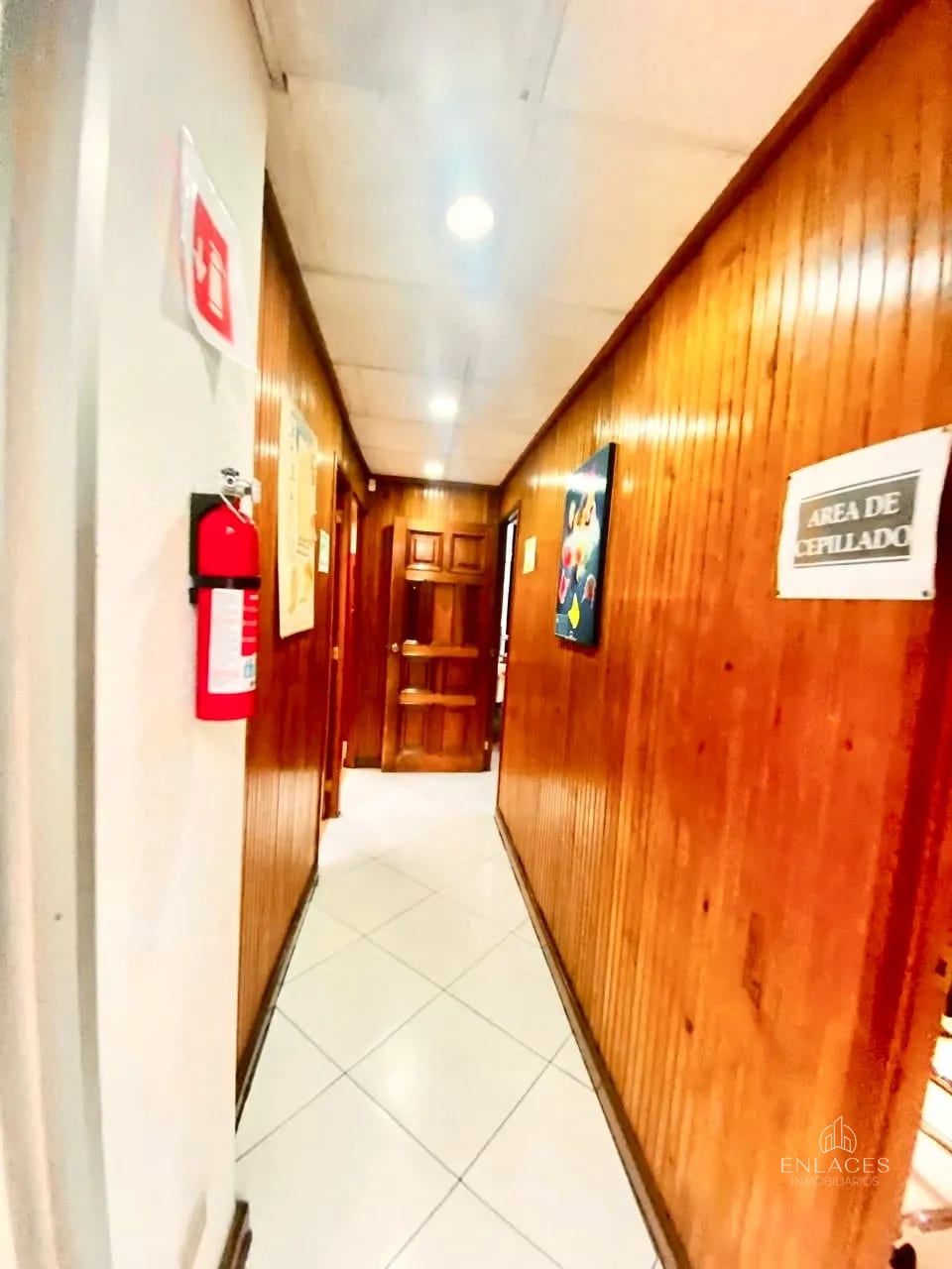 Zona 9 • Clínica Dental en Venta • Torre Cannet • Amueblada y Equipada — Clínica en Venta en Zona 9, Guatemala, Ciudad — foto 4 de 6
