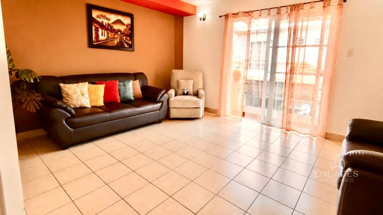 Zona 4 de Mixco • Casa en Venta • Condado San Nicolás — Casa en Venta en Condado San Nicolás, Zona 4 Mixco, Guatemala, Ciudad — foto 5 de 9