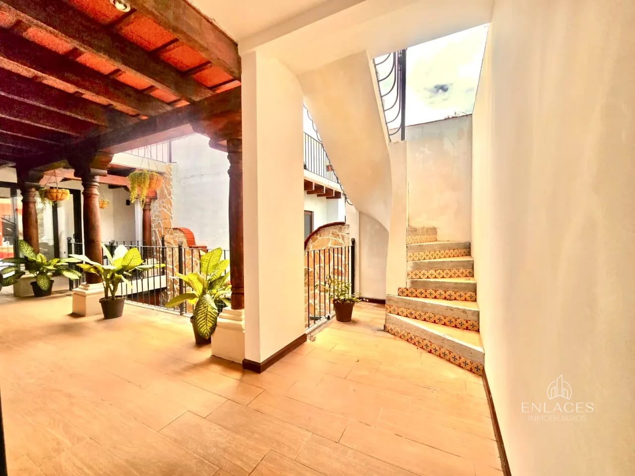 Alotenango, Sacatepéquez • Casa en Venta • Condominio Antigua Gardens — Casa en Venta en Antigua Gardens, Alotenango, Sacatepéquez — foto 1 de 7