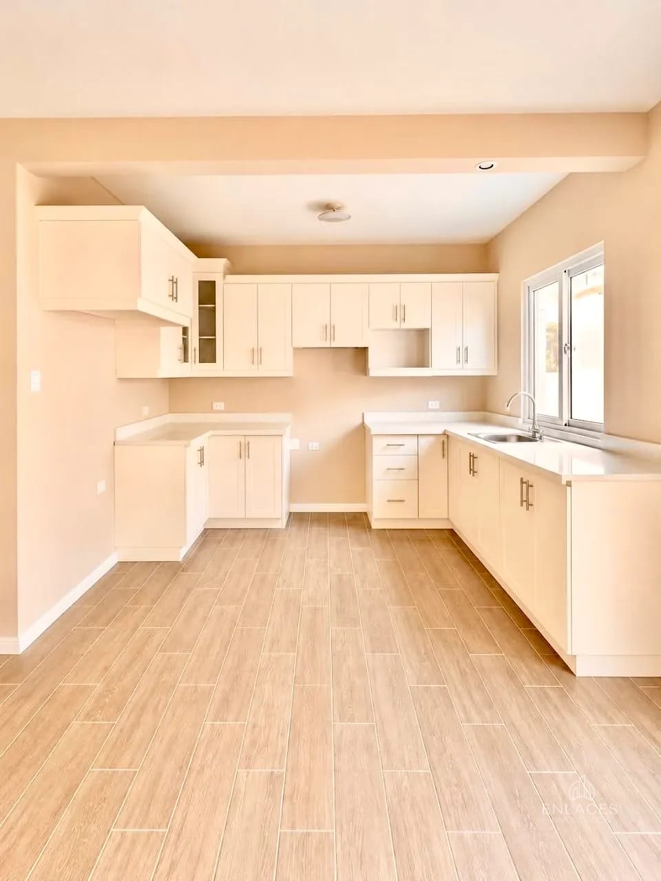 Km 20 CAES • Casa Nueva en Venta • Residencial Lo de Valdez — Casa en Venta en Lo de Valdez, Carretera a El Salvador, Guatemala, Ciudad — foto 4 de 16