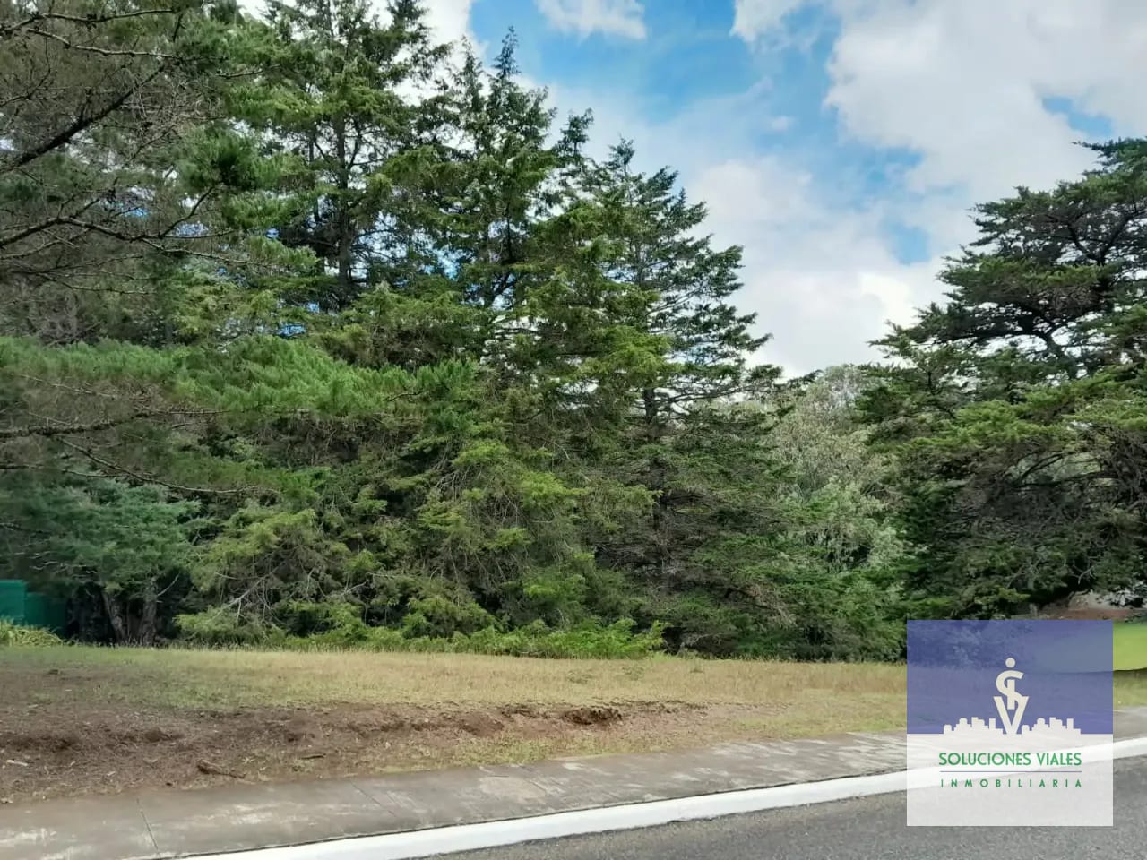 Hacienda Nueva Country Club, Terreno en Venta — Terreno en Venta en Hacienda Nueva, San José Pinula, Guatemala, Ciudad — foto 1 de 9