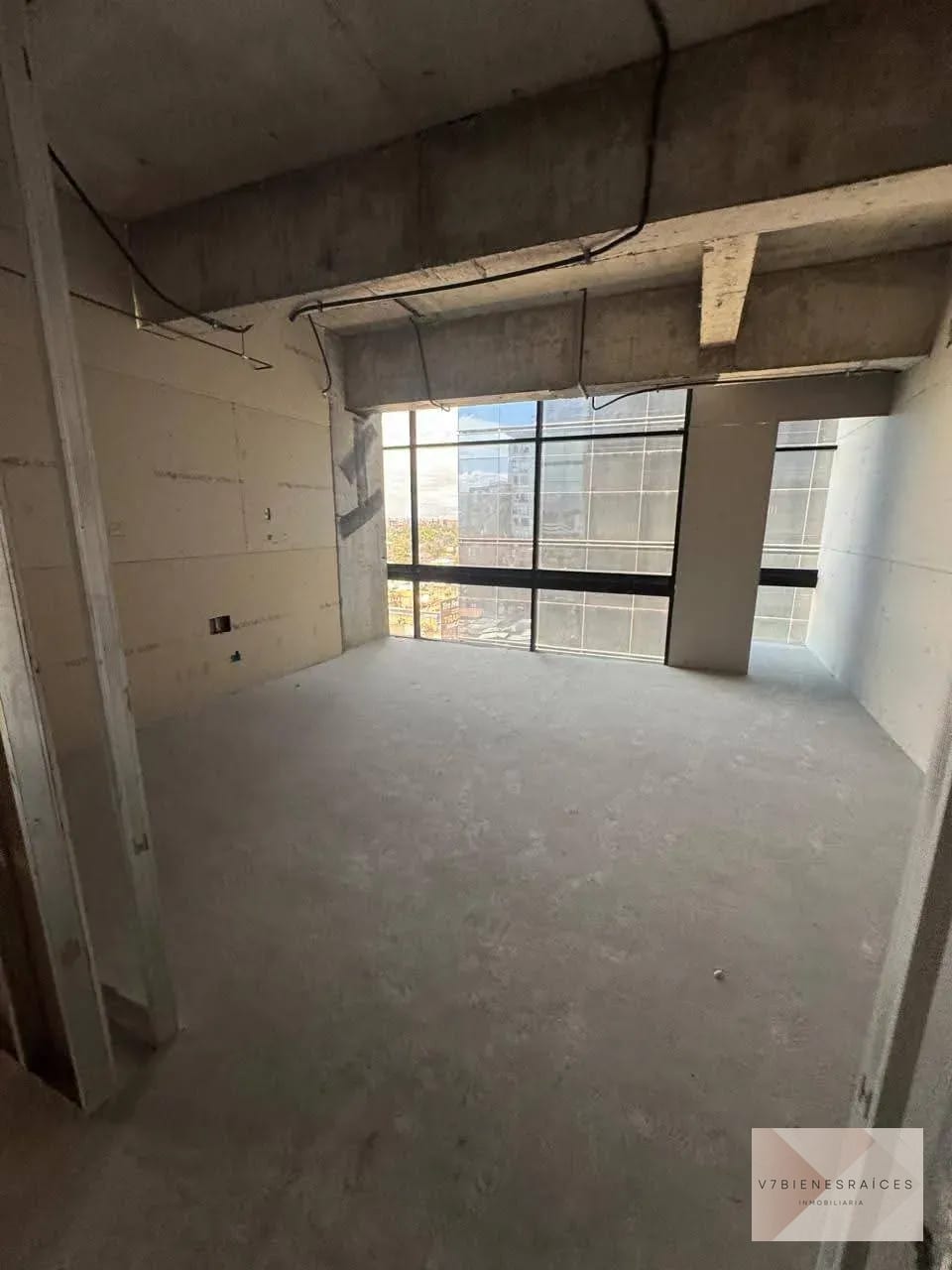 HOSPITAL NUEVO EN RENTA — Clínica en Alquiler en Zona 10, Guatemala, Ciudad — foto 7 de 8