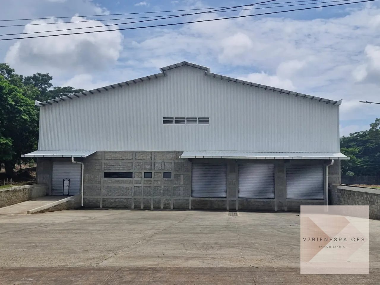 Bodega en Renta. Carretera CA-2 a Taxisco — Bodega / Ofibodega en Alquiler en Escuintla, Escuintla — foto 1 de 5