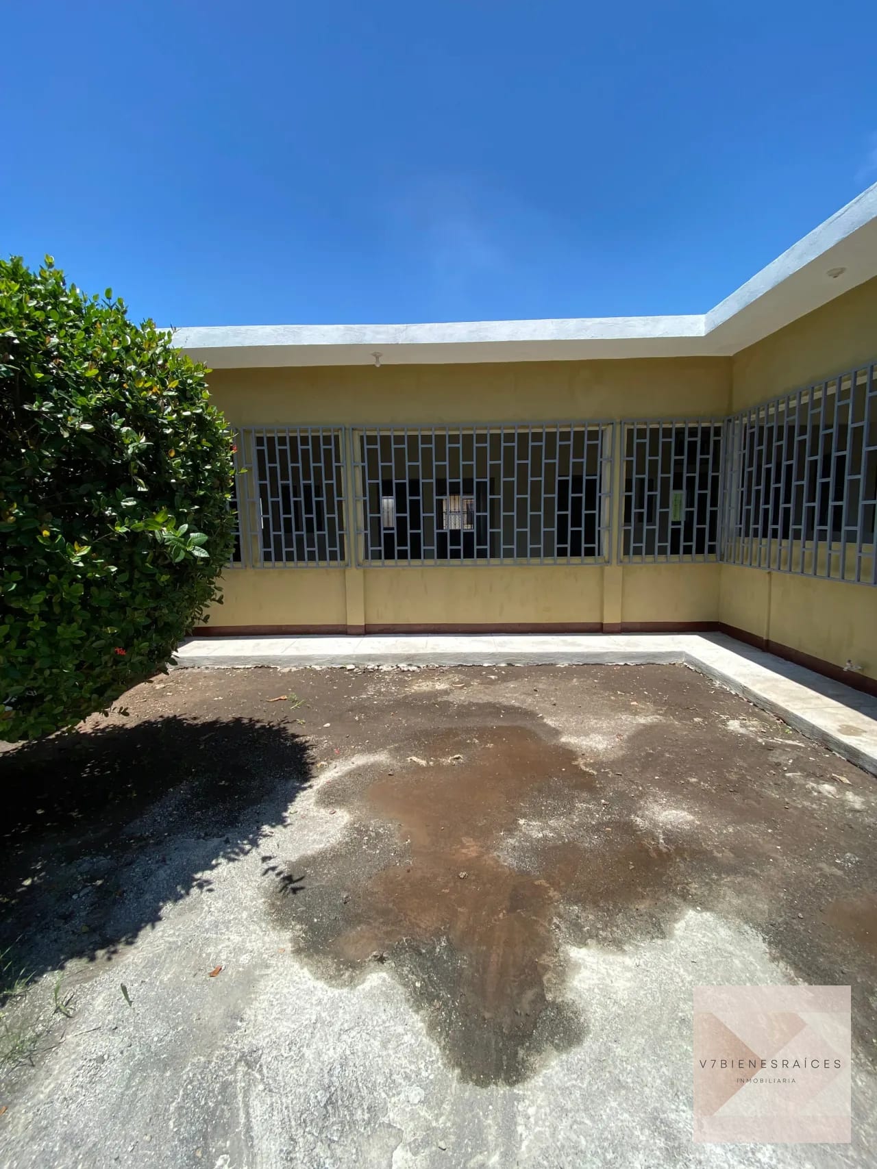 Casa para Vivienda, Oficinas, Empresa o Bodega — Casa en Alquiler en Puerto San José, Escuintla — foto 2 de 10