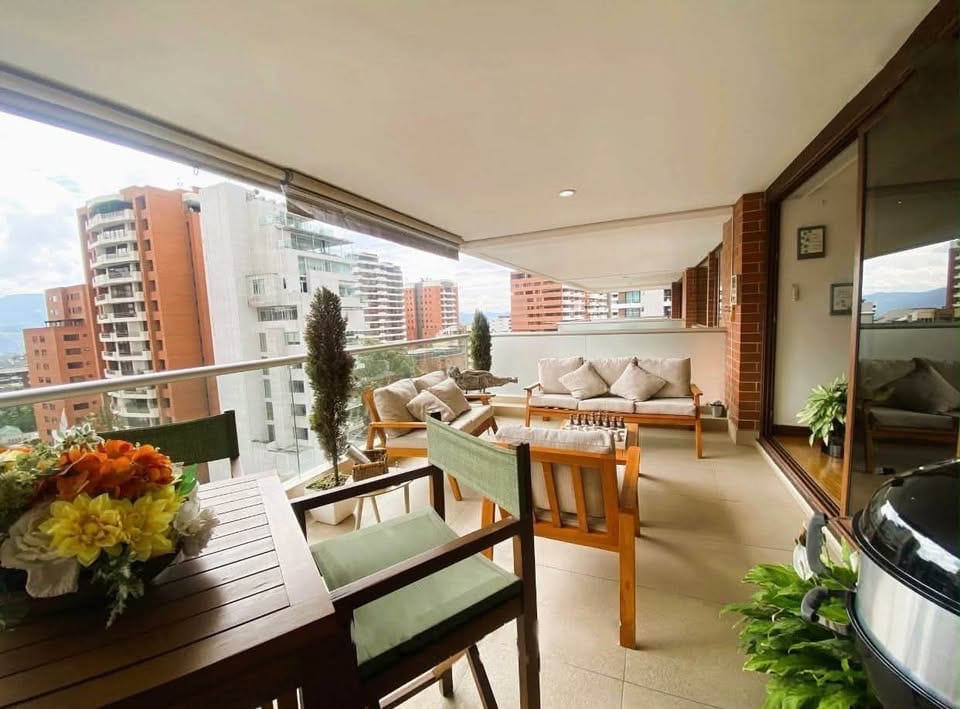 GAUDI APARTAMENTO DE LUJO ZONA 14 EN VENTA — Apartamento en Venta en Gaudí, Zona 14, Guatemala, Ciudad — foto 1 de 8