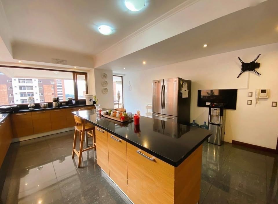 GAUDI APARTAMENTO DE LUJO ZONA 14 EN VENTA — Apartamento en Venta en Gaudí, Zona 14, Guatemala, Ciudad — foto 4 de 8