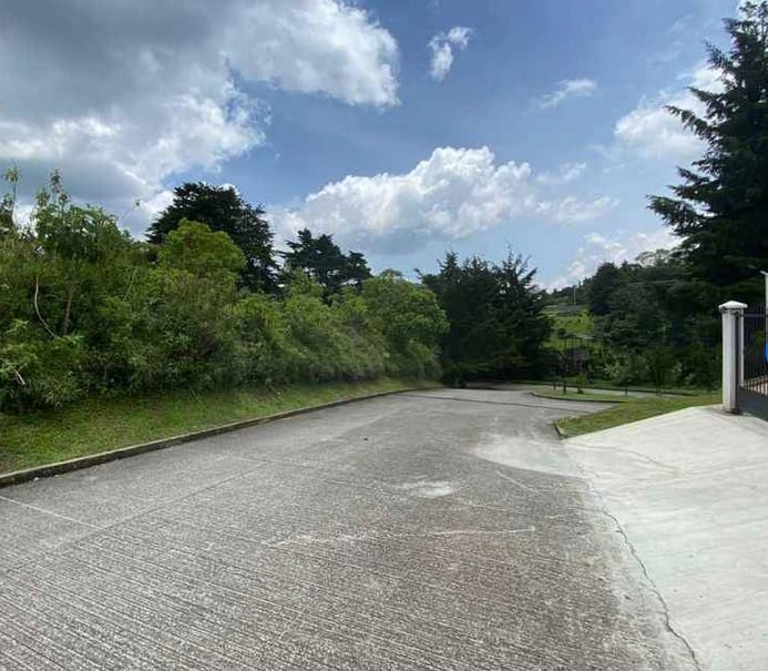 TERRENO CASA Y CAMPO PLANO EN KM 23.5 CARRETERA A EL SALVADOR — Terreno en Venta en Carretera a El Salvador, Guatemala, Ciudad — foto 6 de 9