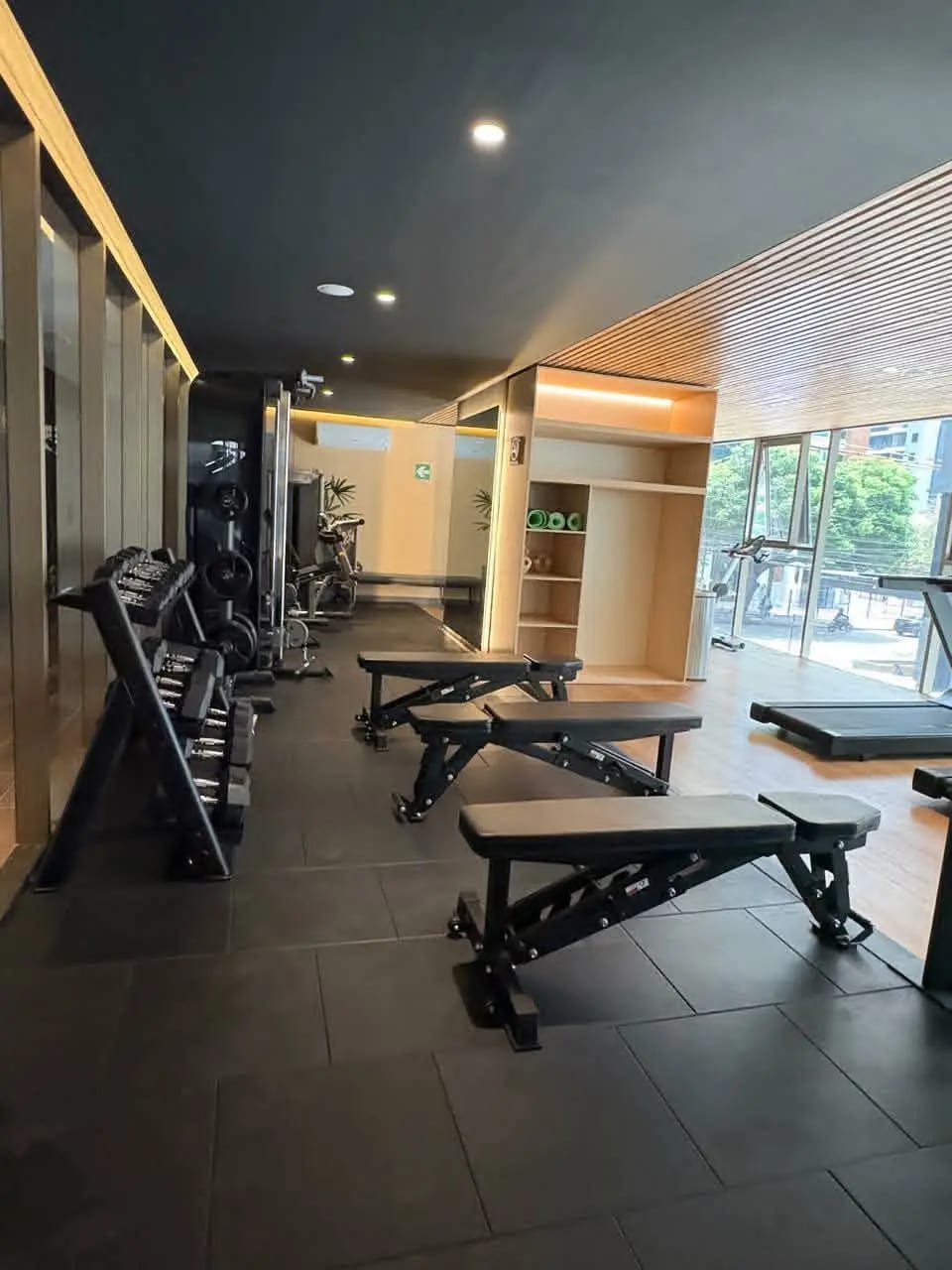 ATARAH AMUEBLADO APARTAMENTO PARA ESTRENAR EN ZONA 10 EN RENTA — Apartamento en Alquiler en Atarah, Zona 10, Guatemala, Ciudad — foto 11 de 14