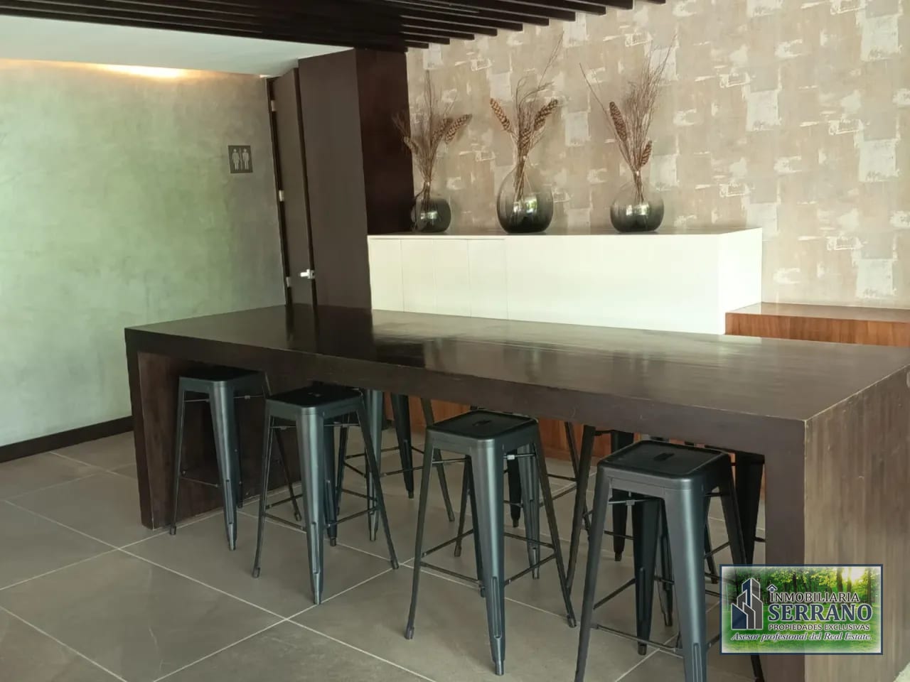 En Renta de Exclusivo Apartamento | Edificio, Zona 15 Dentro de Garita — Apartamento en Alquiler en LIV, Zona 15, Guatemala, Ciudad — foto 3 de 17