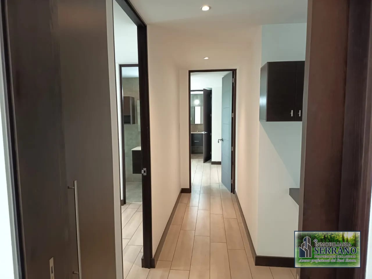 En Renta de Exclusivo Apartamento | Edificio, Zona 15 Dentro de Garita — Apartamento en Alquiler en LIV, Zona 15, Guatemala, Ciudad — foto 12 de 17