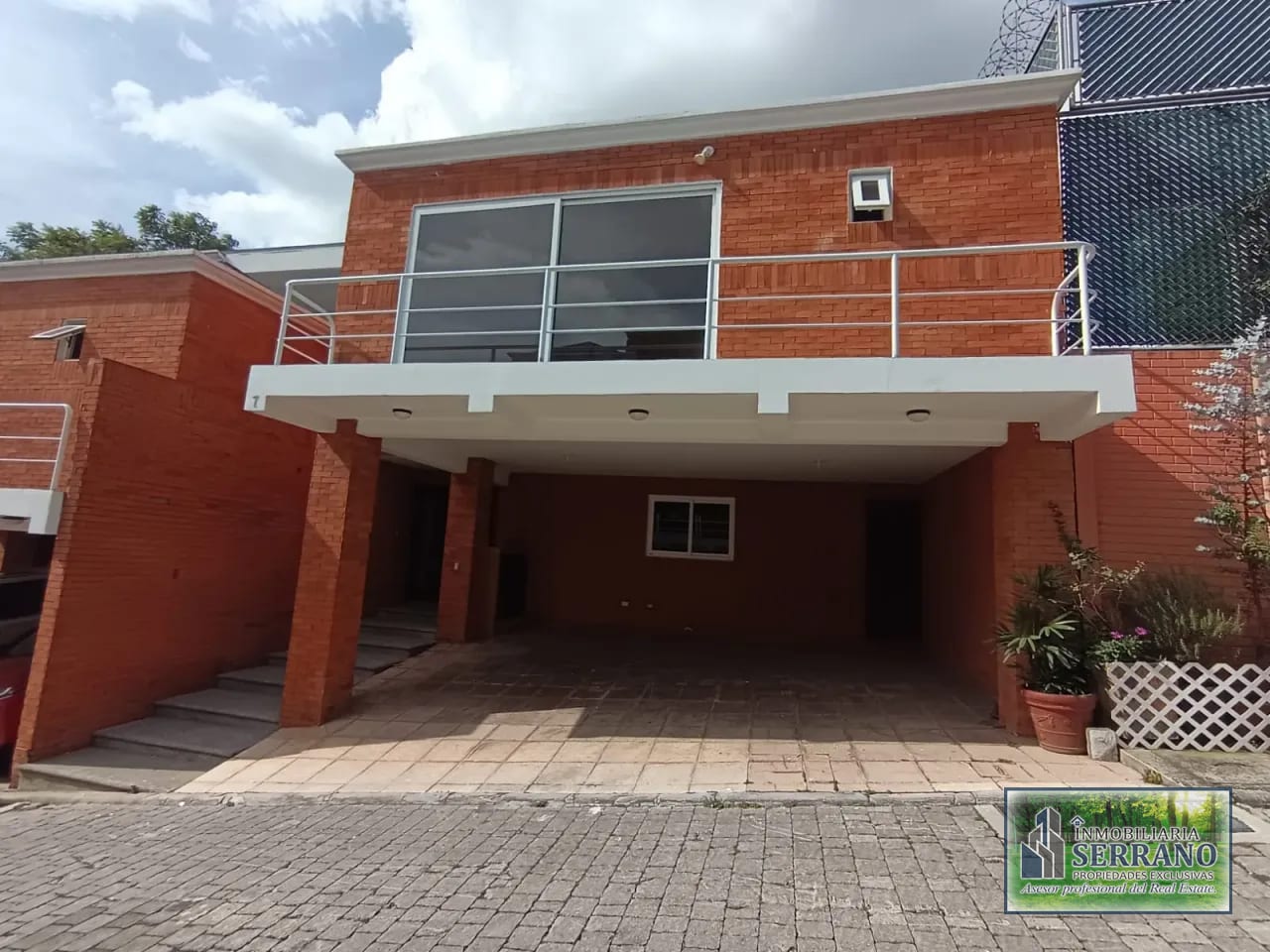 Rento Casa en Condominio Exclusivo Cayála 10 Casas. — Casa en Alquiler en Explanada Cayalá, Zona 16, Guatemala, Ciudad — foto 1 de 17