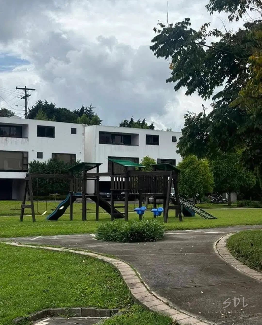 Muxbal Santuaria - Image 2