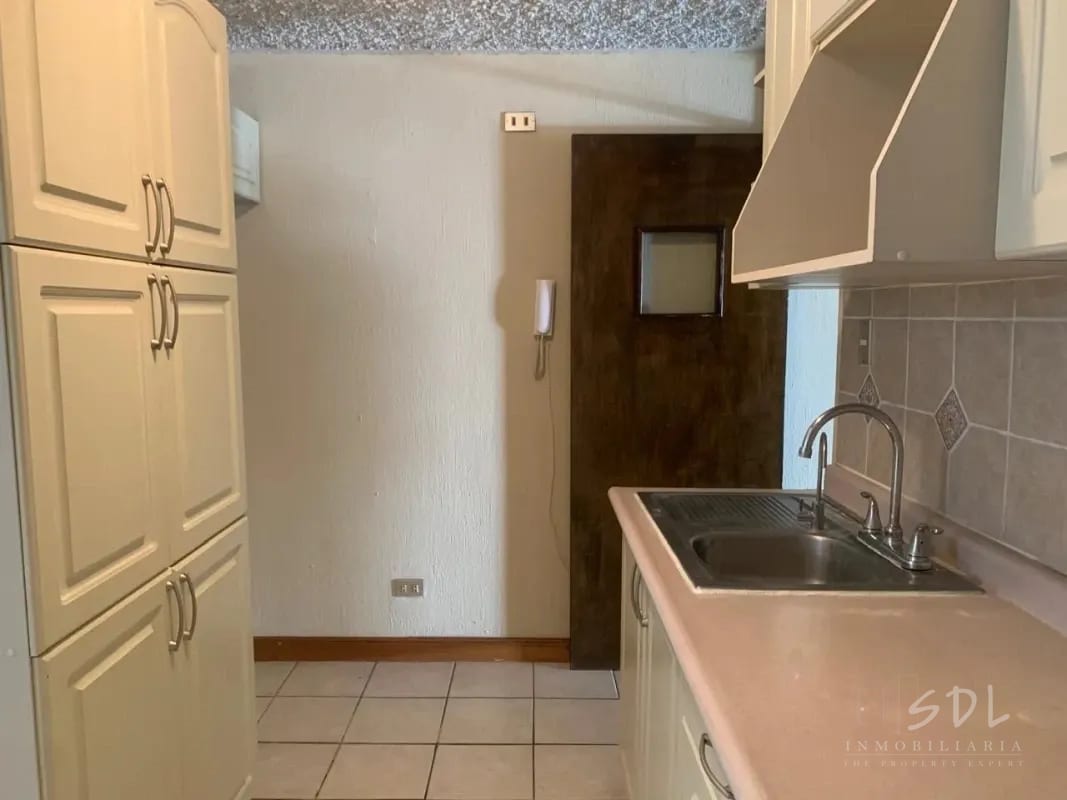 Zona 10 — Apartamento en Alquiler en Atarah, Zona 10, Guatemala, Ciudad — foto 6 de 10