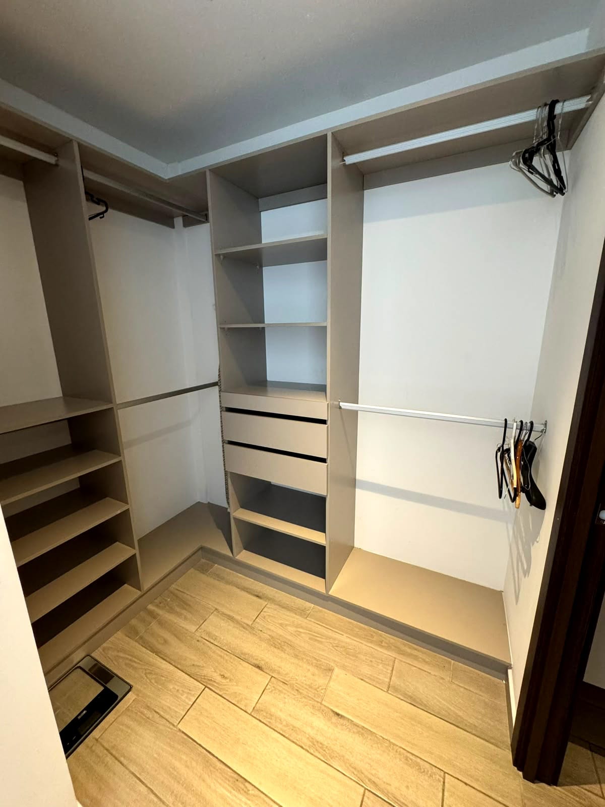 Ideal para extranjeros en zona 10 — Apartamento en Venta en Zona 10, Guatemala, Ciudad — foto 11 de 12