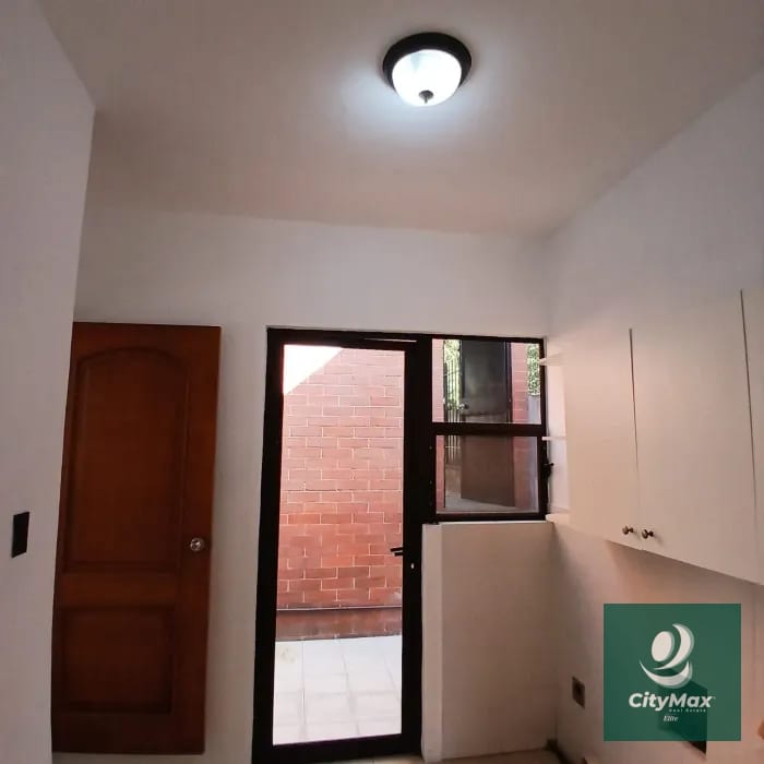 Exclusiva Casa en Venta - Fraijanes — Casa en Venta en Fraijanes, Carretera a El Salvador, Guatemala, Ciudad — foto 7 de 14