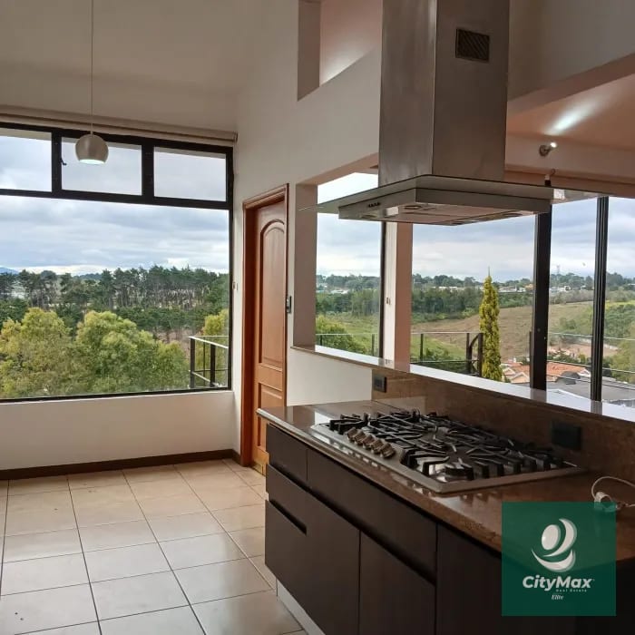 Exclusiva Casa en Venta - Fraijanes — Casa en Venta en Fraijanes, Carretera a El Salvador, Guatemala, Ciudad — foto 9 de 14