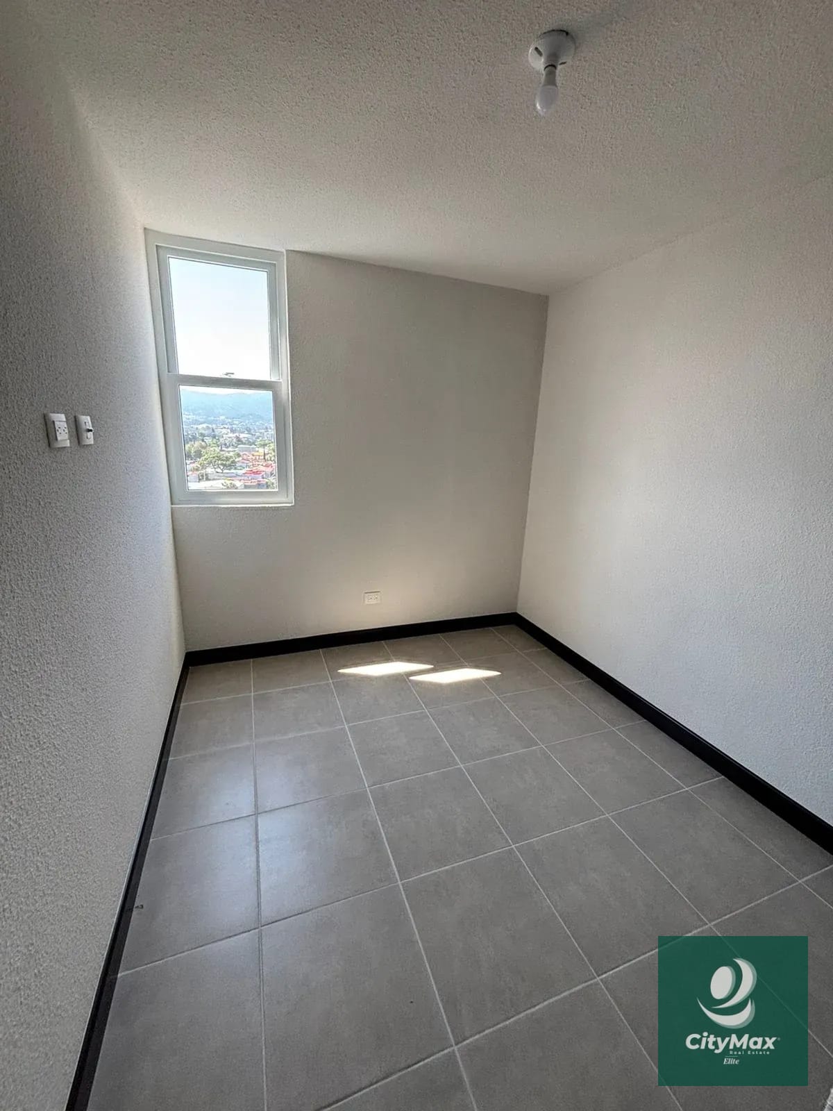 Apartamento en Venta - Zona 12 — Apartamento en Venta en Esenta, Zona 12, Guatemala, Ciudad — foto 6 de 14
