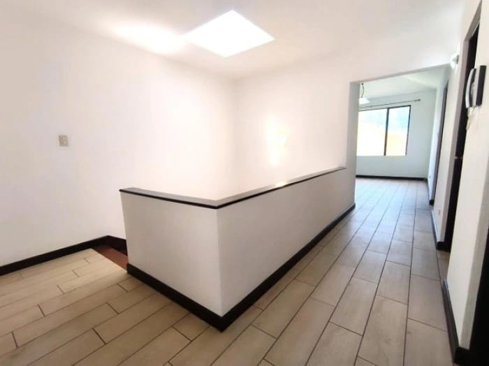 Venta de Casa en Condominio Terravista — Casa en Venta en Carretera a El Salvador, Guatemala, Ciudad — foto 6 de 9