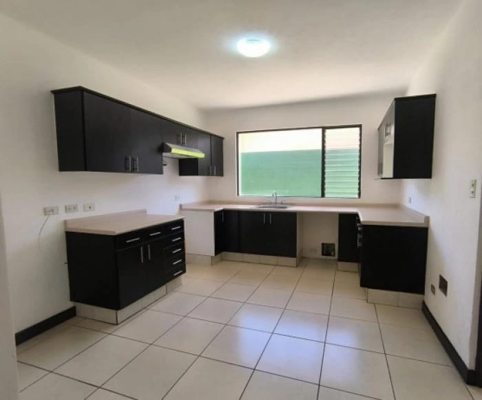 Venta de Casa en Condominio Terravista — Casa en Venta en Carretera a El Salvador, Guatemala, Ciudad — foto 4 de 9