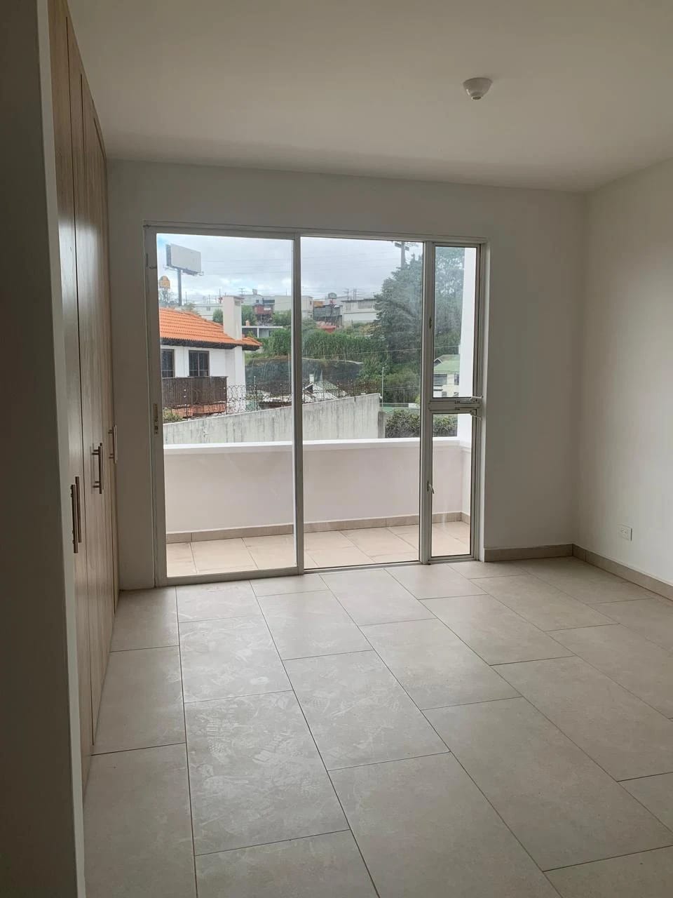 HABITACIÓN SECUNDARIA — Casa en Venta - KM 15 Carretera a el Salvador — Casa en Venta en Paraje Solar, Carretera a El Salvador, Guatemala, Ciudad — foto 13 de 15