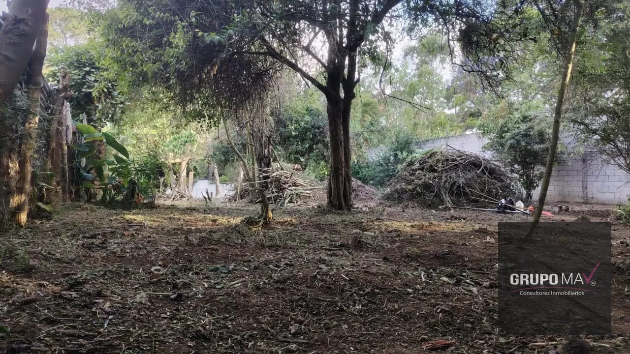 Terreno en Santiago Sacatepéquez - Image 3