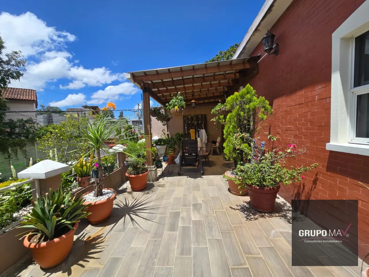 Casa Zona 16 Residencial Montesolar — Casa en Alquiler en MonteSolar, Zona 16, Guatemala, Ciudad — foto 1 de 15