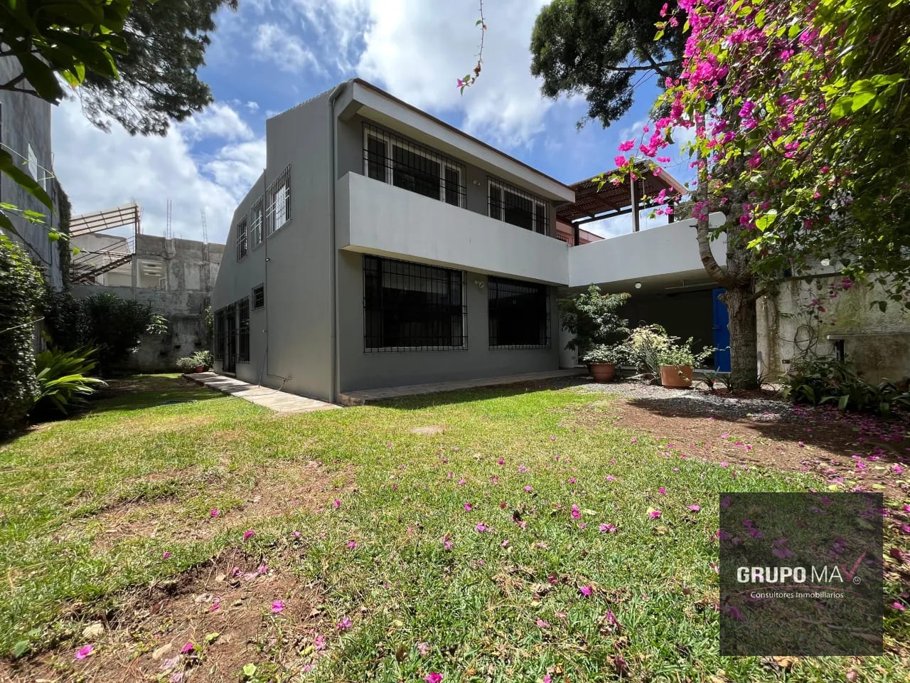 Casa Zona 16 Residencial San Gaspar — Casa en Alquiler en San Gaspar, Zona 16, Guatemala, Ciudad — foto 1 de 14