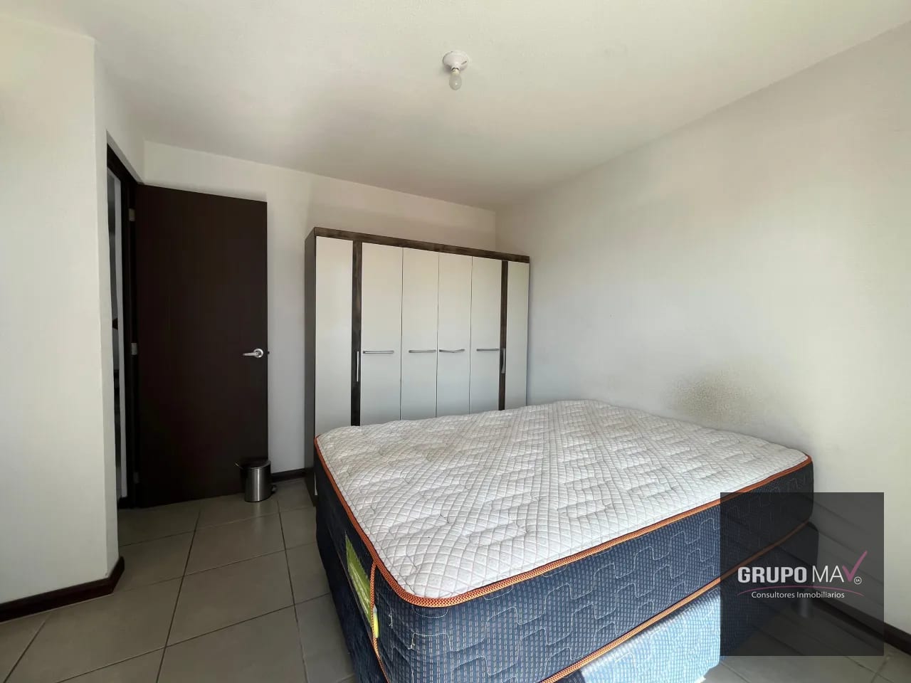 Apartamento Amueblado Edificio Akari Mixco Zona 2 — Apartamento en Alquiler en Akari, Zona 2 Mixco, Guatemala, Ciudad — foto 6 de 8