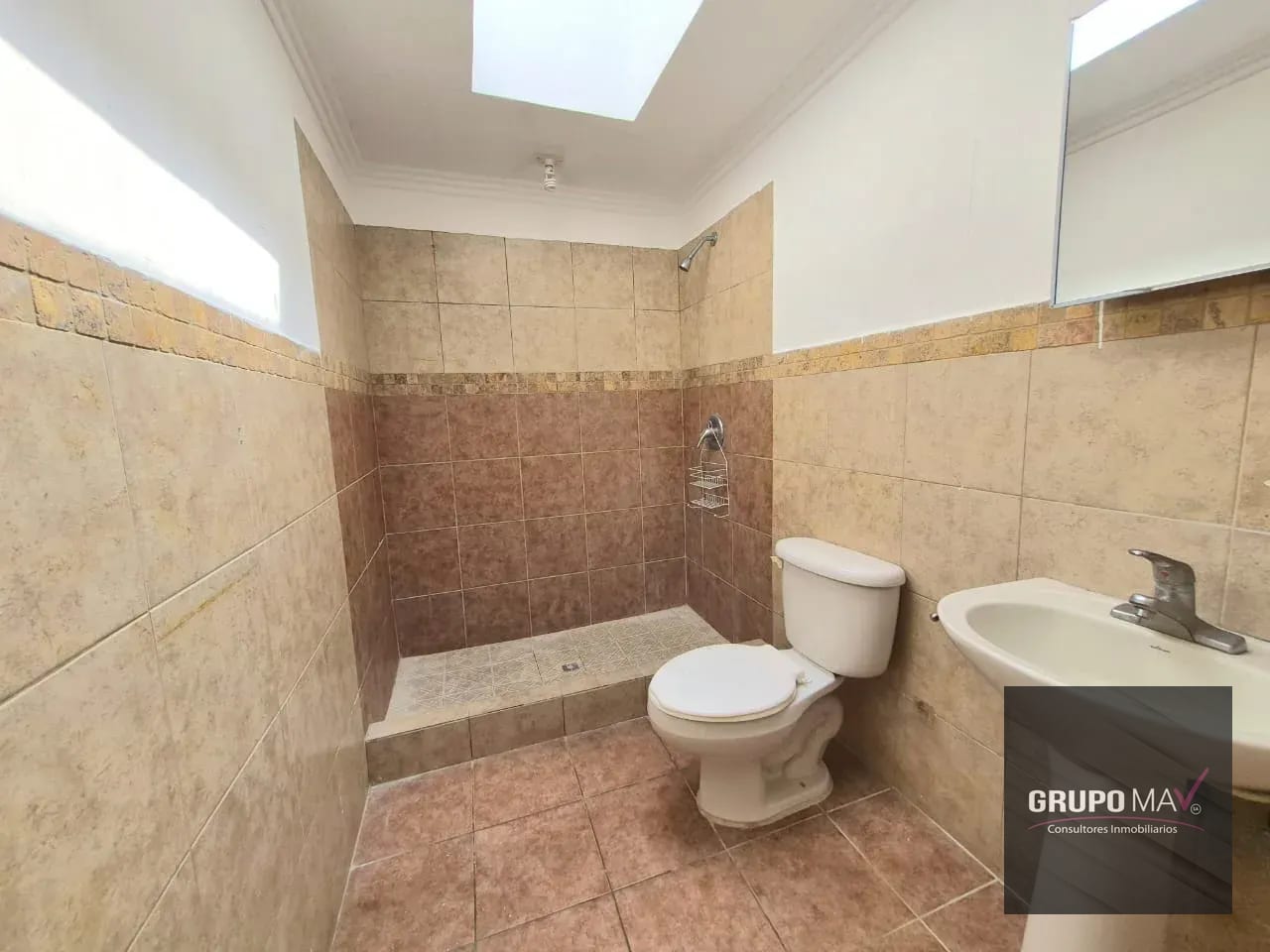 Casa Condominio Paseo Santa Luz Km. 21.5 a San José Pínula — Casa en Venta en San José Pinula, Guatemala, Ciudad — foto 13 de 14