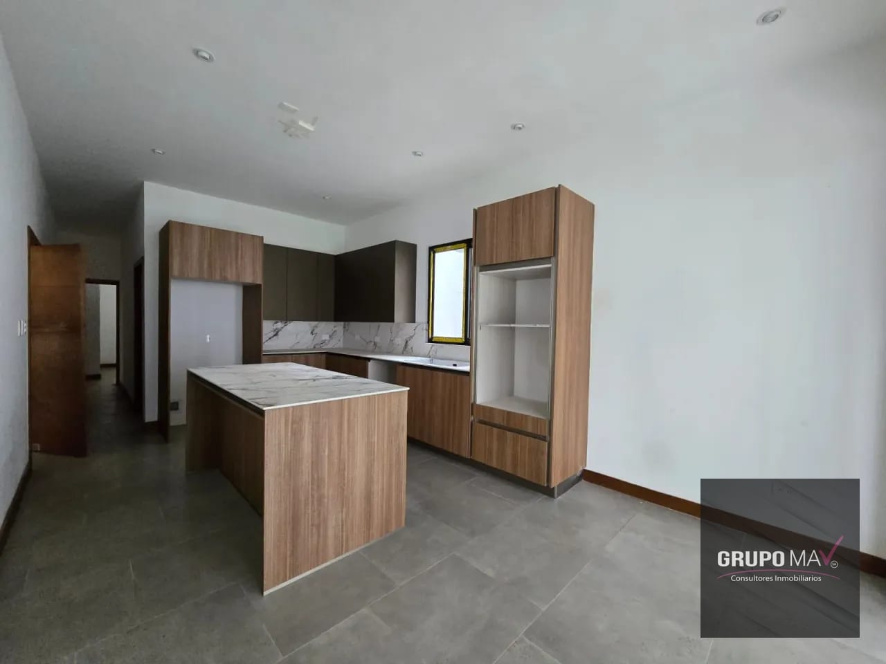 Casa CAES Km. 12.5 Santa Rosalía – Cond. La Reserva — Casa en Venta en km 11-15, Carretera a El Salvador, Guatemala, Ciudad — foto 5 de 17