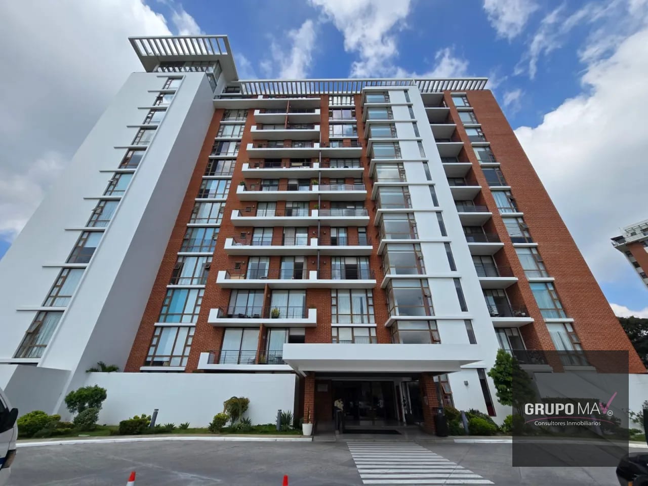 Apartamento Zona 16 Edificio San Isidro 2021 — Apartamento en Venta en San Isidro 20/21, Zona 16, Guatemala, Ciudad — foto 1 de 17