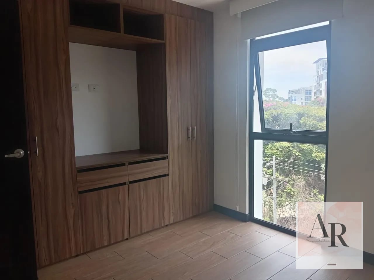 Apartamento en renta zona 15 VH1 — Apartamento en Alquiler en Zona 15, Guatemala, Ciudad — foto 4 de 7